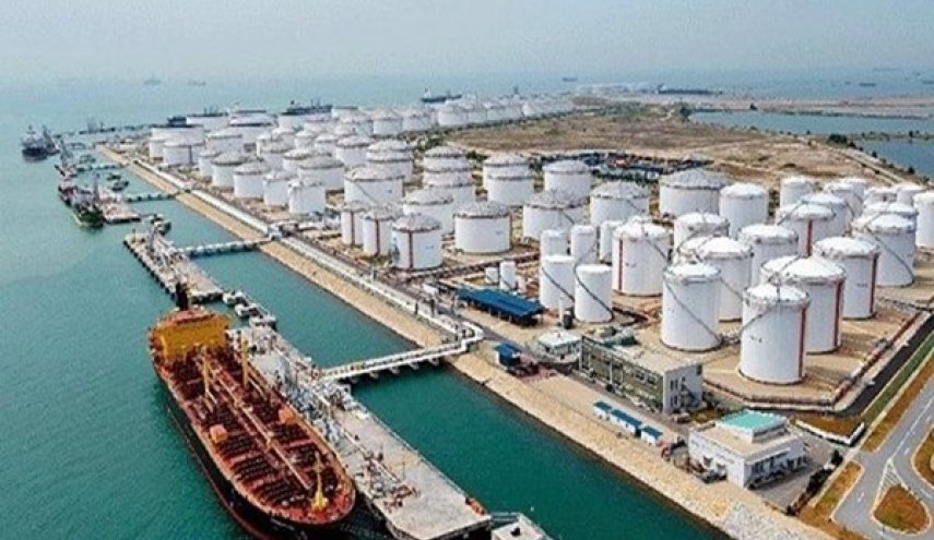 حتى 2022 .. إيران تدشن 18 مجمعا بتروكيماويا