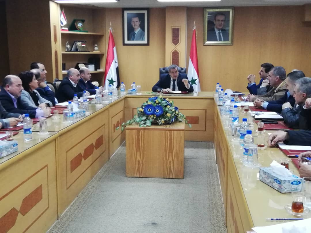  وزير تجارت داخلي سوريه : آمريكا نفت سوريه را از طريق تركيه سرقت مي كند