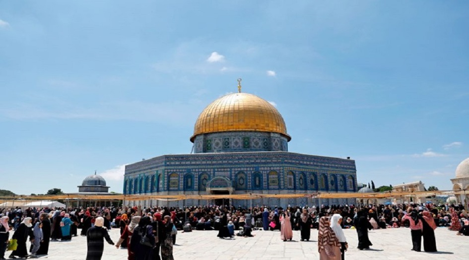 تعليق الصلاة بالمسجد الأقصى والحرم الإبراهيمي بسبب كورونا