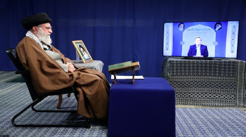 لمناسبة حلول شهر رمضان المبارك.. حفل تلاوة القرآن الكريم بحضور قائد الثورة الاسلامية عبر الفيديو