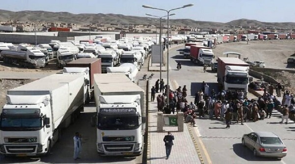 اعادة فتح 4 معابر حدودية  للتبادل التجاري بين ايران وباكستان
