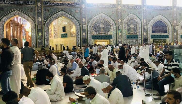 شاهد بالصور.. مئات الزوار  يحيون زيارة يوم عرفة في كربلاء المقدسة