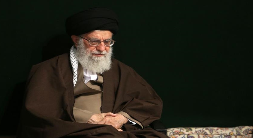 الامام الخامنئي يحضر مراسم العزاء الحسيني دون مشاركة الجمهور