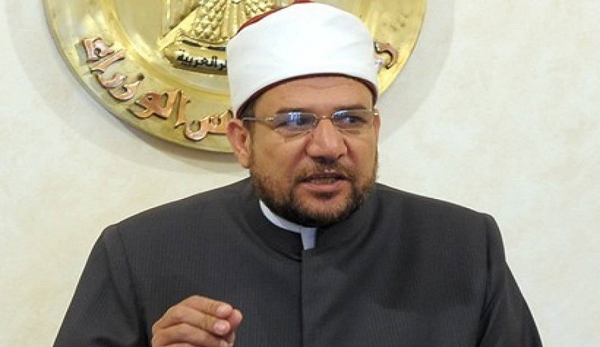 الأوقاف المصرية: مصاب كورونا تحرم عليه الصلاة في المسجد