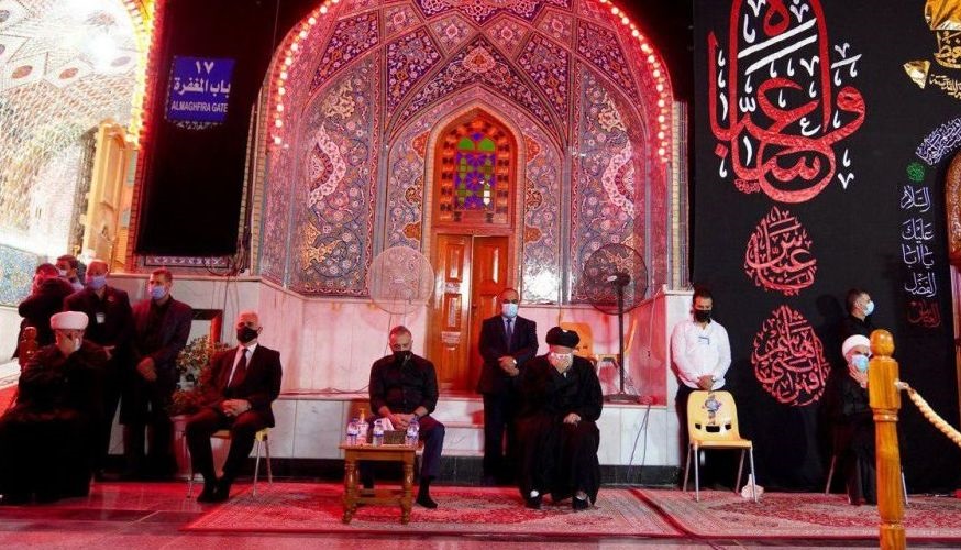 الكاظمي در عزاداري امام حسين(ع) در حرم امامين كاظمين +عكس
