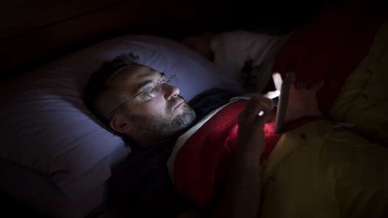 هذا ما يفعله بك قضاء وقت طويل أمام الشاشات