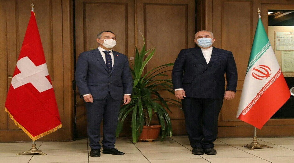وزير الخارجية السويسري يلتقي ظريف 