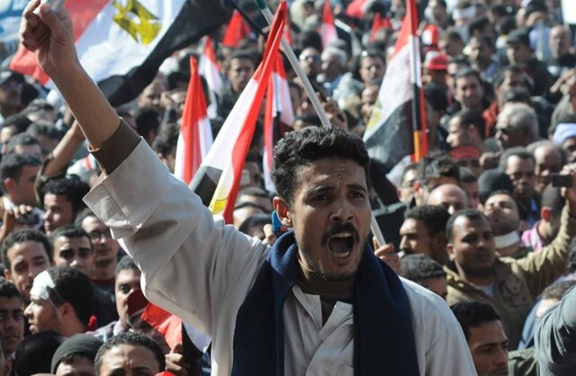 تظاهرات كنندگان مصري  سرنگوني السيسي را خواستار شدند