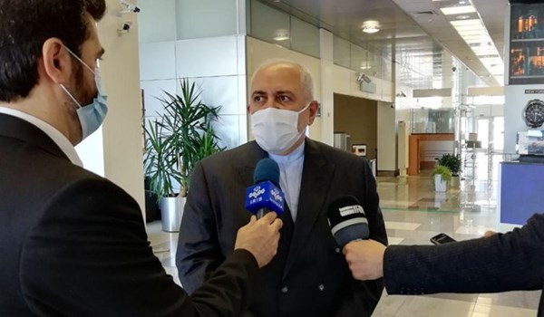ظريف: نحن بحاجة إلى حوار مستمر مع روسيا