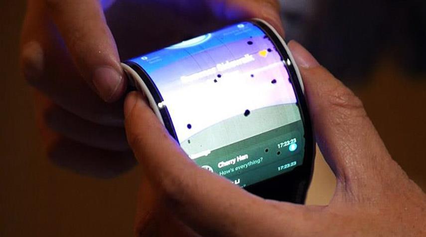  شركة آبل تطور هواتف قابلة للطي بميزات غير مسبوقة! 