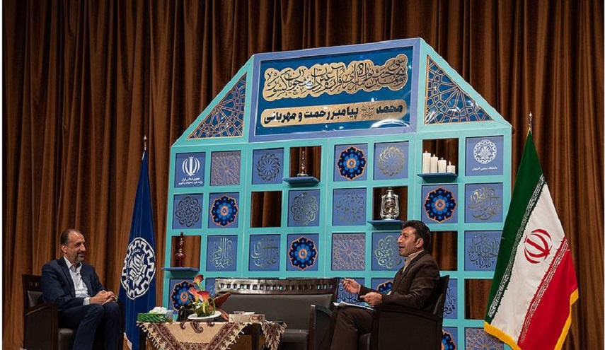 بالصور..حفل ختام الدورة الـ35 من المهرجان الوطني الطلابي للقرآن الكريم والعترة