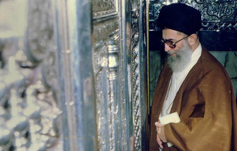 أبعاد شخصية السيد عبدالعظيم الحسني في فكر قائد الثورة الإسلامية
