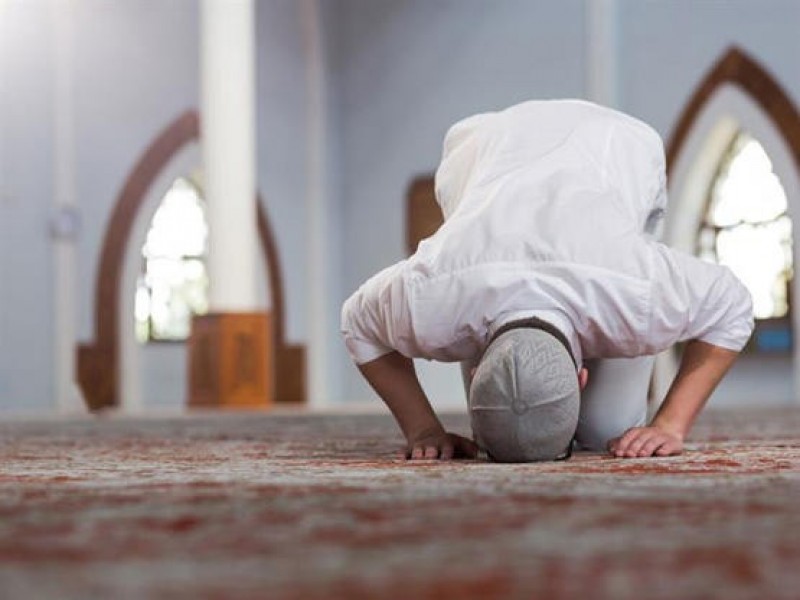صلاة اول يوم من كل شهر 