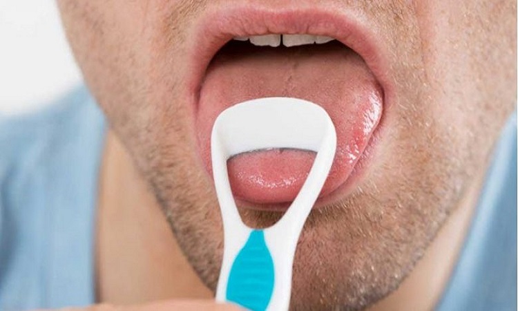 بالصورة .. يمكن اكتشاف اصابتك بكورونا من خلال لسانك