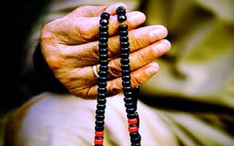 عن رسول الله {ص} : رجب شهر الاستغفار لامتي...