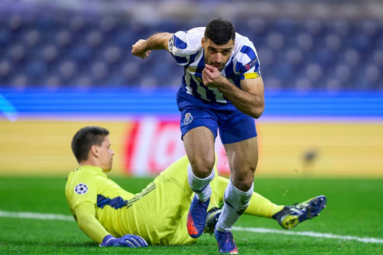 اللاعب الإيراني مهدي طارمي يقود بورتو للفوز على يوفنتوس
