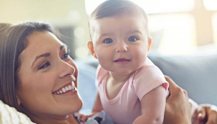 خبراء روس يكشفون فضل حليب الأم في مقاومة الرضع لعدوى كورونا