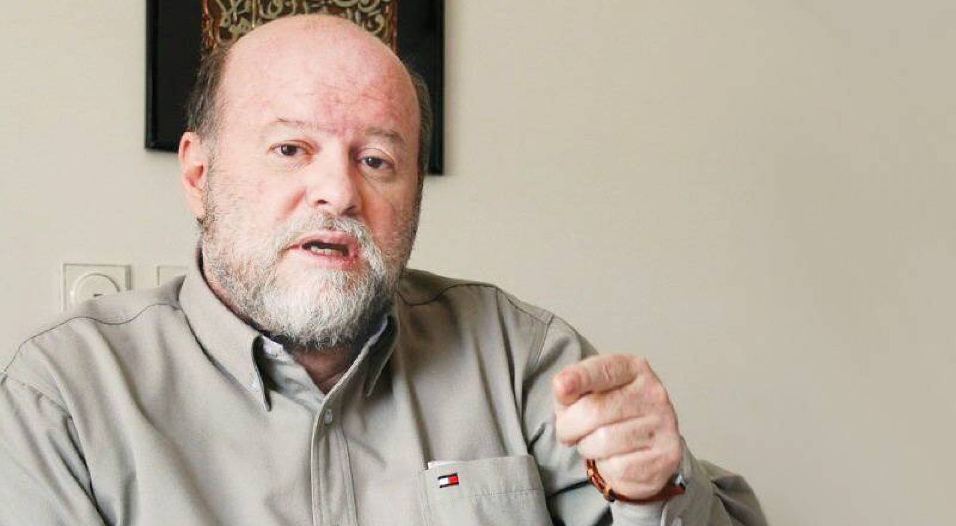 وفاة المفكر الكبير والمناضل اللبناني أنيس النقاش..من هو؟