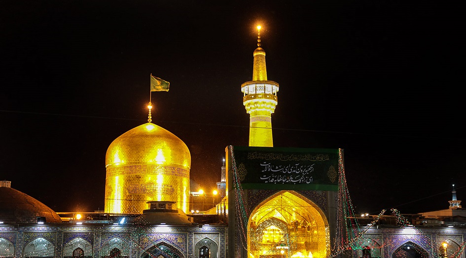 بالصور... احياء ذكرى ولادة امير المؤمنين (ع) في الحرم الرضوي 