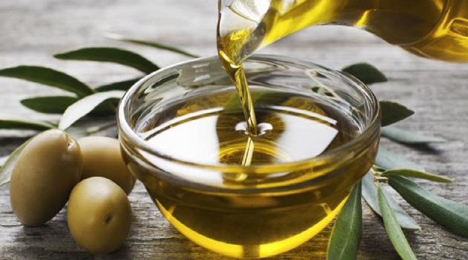 زيت الزيتون.. أجوبة علمية عن فوائده 