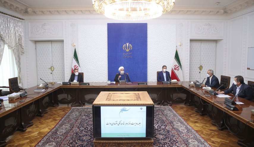 الرئيس روحاني: الحكومة تعمل على توفير لقاح كورونا بشكل واسع