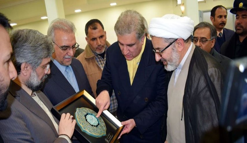 تشرف وزير امور خارجه پاكستان به حرم مطهر رضوي
