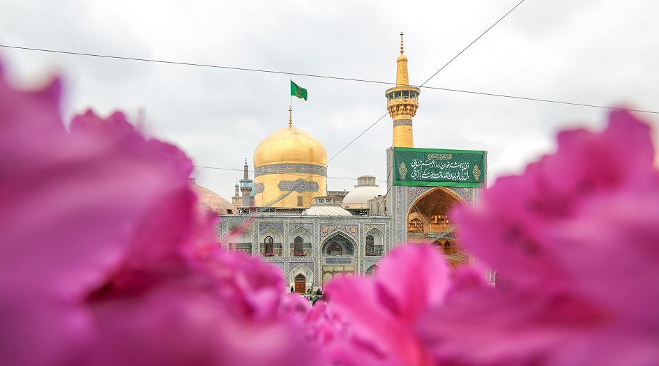 بالصور... أجواء عيد الفطر  المبارك في العتبة الرضوية المقدسة