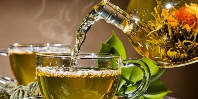 مشروبات تخلصك من الانتفاخ ومشاكل القولون.. تعرف إليها