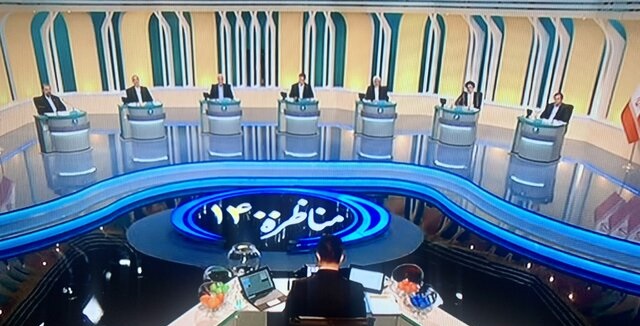 دومين مناظره 7 نامزد انتخابات رياست جمهوري ؛ رقابتي همراه با هيجان هاي تبليغاتي