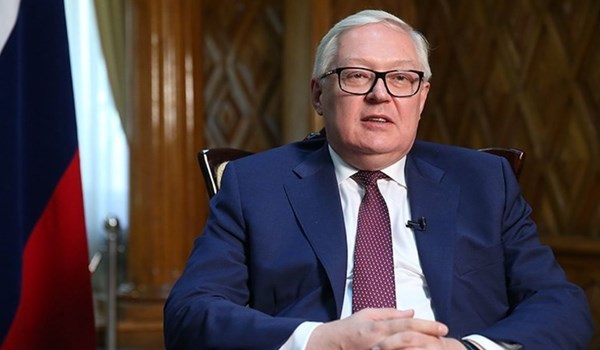 ريابكوف: عودة النفط الإيراني إلى السوق من أهم عناصر احياء الاتفاق النووي
