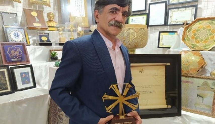 فنان ايراني يحرز المركز الاول في مهرجان الهند للفنون