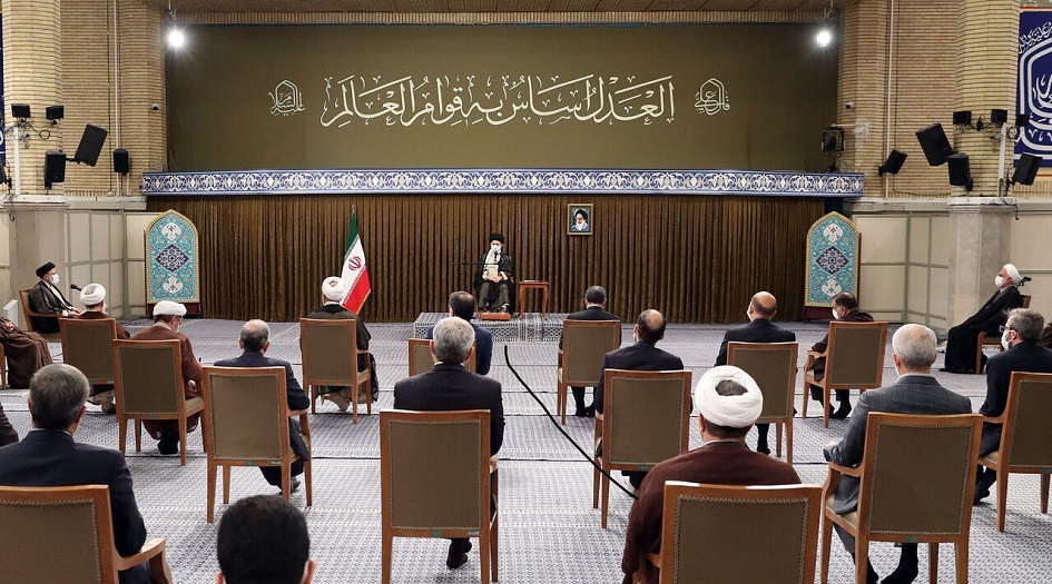 الامام الخامنئي:  حركة السيد رئيسي في السلطة القضائية مصداق للحركة الجهادية