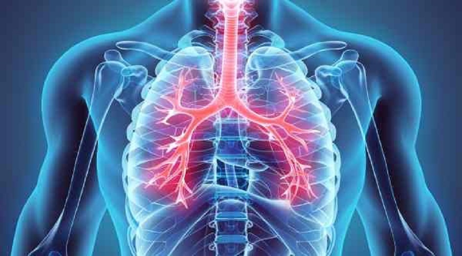 ما هي الأعراض المُرافقة لتجمع المياه على الرئتين؟