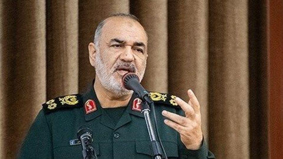 قرارگاه‌هاي مقابله با كرونا در همه استان‌ها تشكيل شود