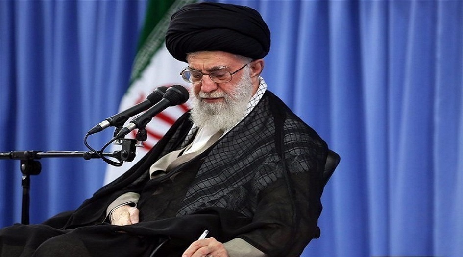 الامام الخامنئي  يعزي بوفاة العالم والمفكر البارز محمد رضا حكيمي