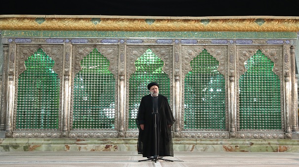 رئيسي: به مدد الهي بر مشكلات فايق خواهيم آمد