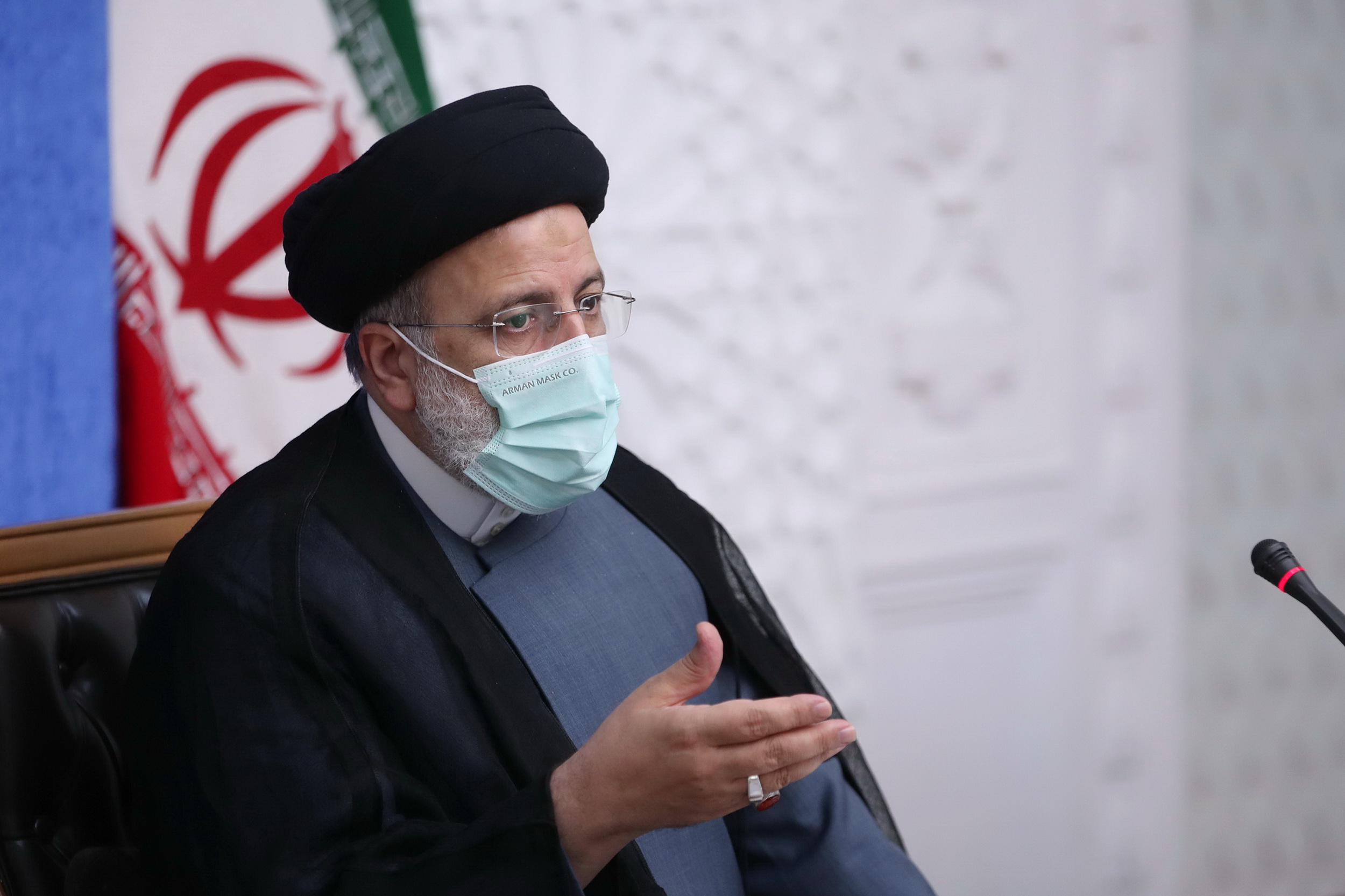رئيسي : توليد واكسن داخلي شتاب گرفته است