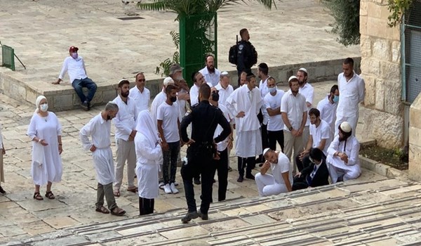 290 مستوطناً يقتحمون المسجد الأقصى...و"حماس" تندّد