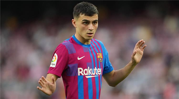 برشلونة يجعل بيدري الأغلى في تاريخه