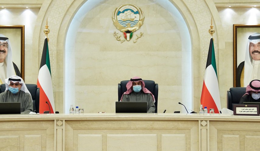الكويت تعلن تخفيف إجراءات كورونا الإحترازية