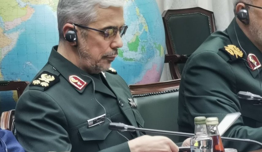 رئيس الاركان الايرانية يهنئ نظراءه في العالم الاسلامي لمناسبة المولد النبوي الشريف