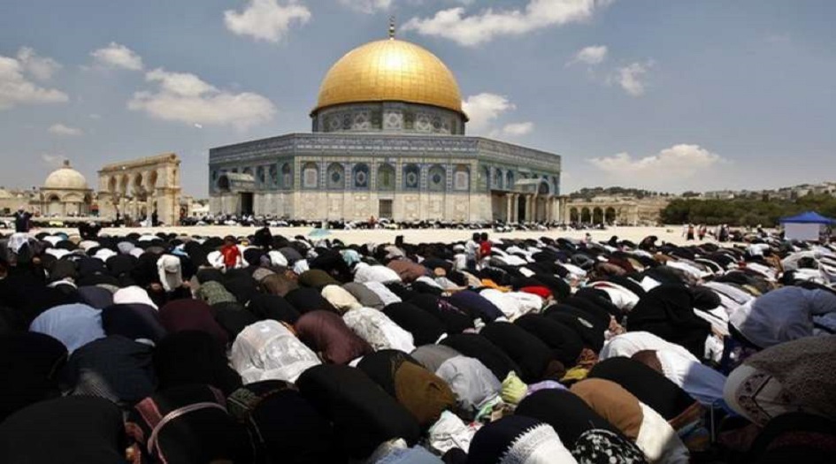 فلسطين المحتلة... 40 ألف مصلٍّ يؤدون صلاة الجمعة في المسجد الأقصى