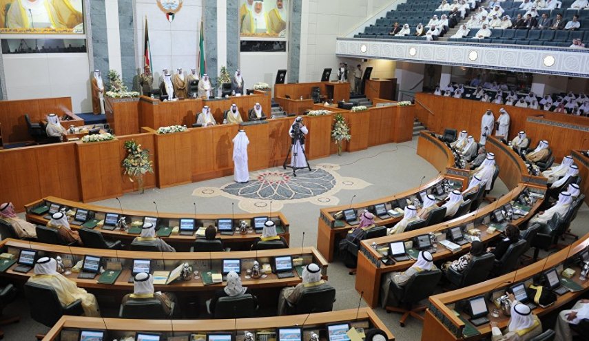 نواب كويتيون يصدرون بيانا حول العفو الأميري المرتقب