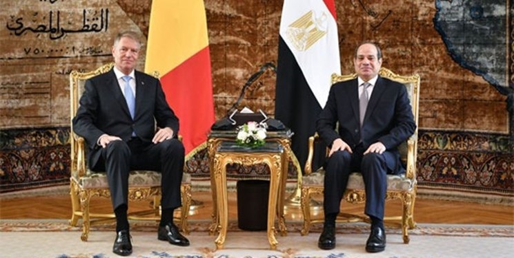 السيسي: مخالف تحميل واقعيت‌هاي ساختگي در سوريه هستيم