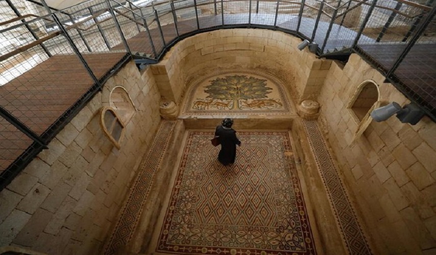 الفلسطينيون في اريحا يفتتحون أكبر لوحة فسيفساء في العالم