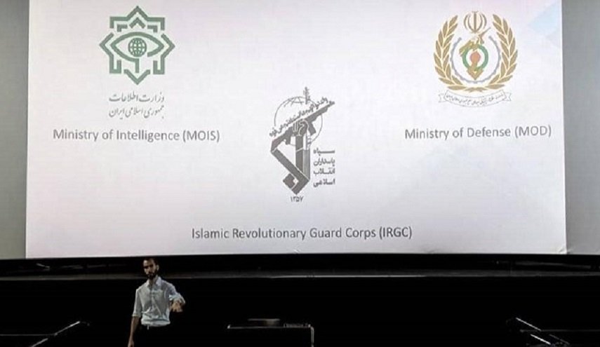 الكشف عن هوية الضابط الصهيوني في التجسس السيبراني ضد ايران + صور