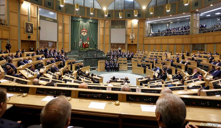 70 نائبا أردنيا يطالبون بعقد جلسة مستعجلة لمناقشة التعاون مع الاحتلال