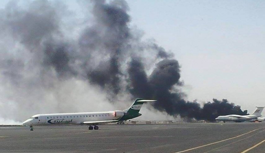 طيران العدوان السعودي الامريكي يواصل غاراته على مطار صنعاء الدولي