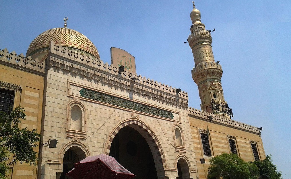 از «سيده نفيسه» يا «نفيسه خاتون» چه مي‌دانيد؟