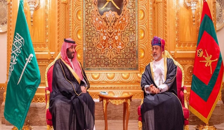 توقيع 5 اتفاقيات خلال زيارة ابن سلمان لسلطنة عمان
